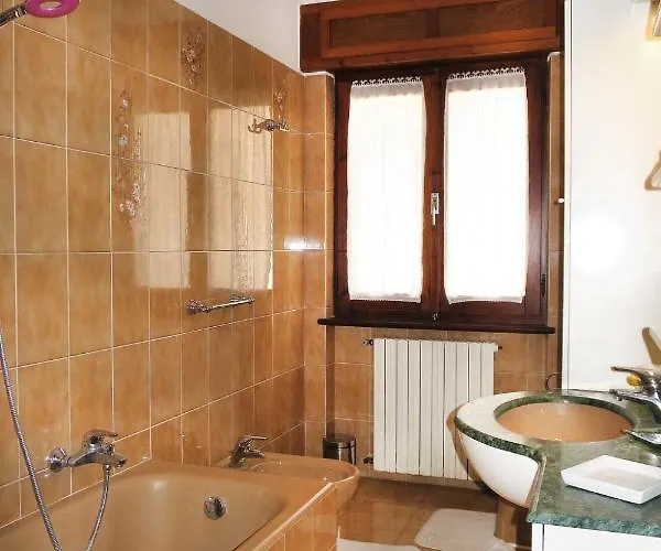 Nicole By Interhome Apartamento Porlezza